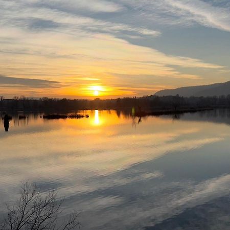 In Riva Al Lago Di Iseo Dependance Primo Piano مارون المظهر الخارجي الصورة